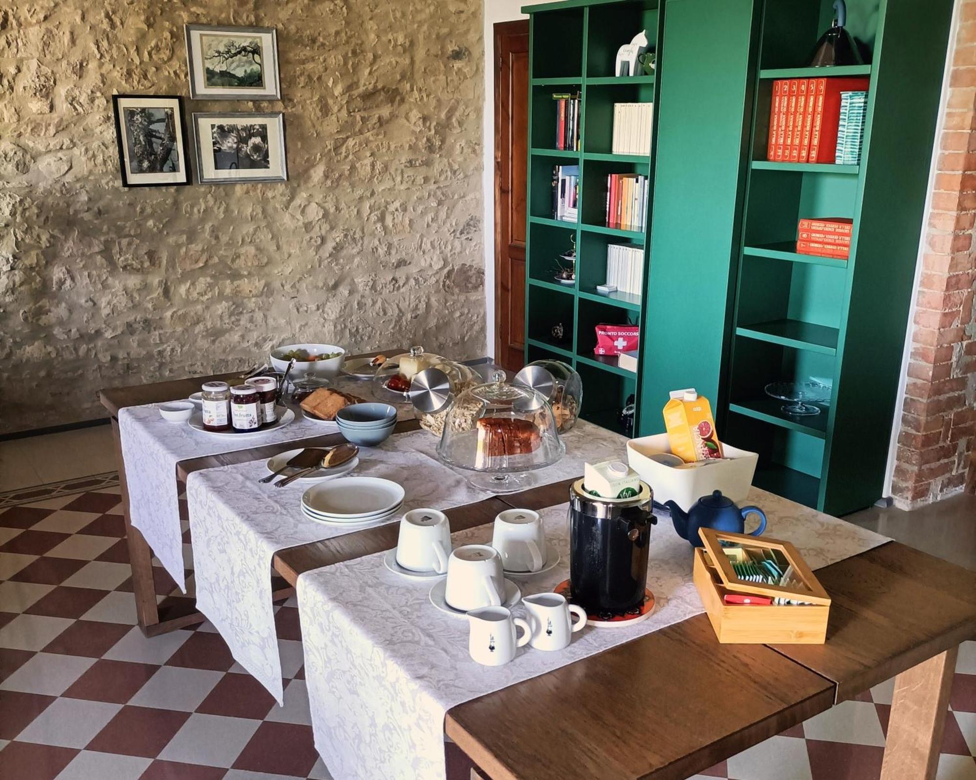 הוילה מליאנו אין טוסקנה Casa Maria מראה חיצוני תמונה